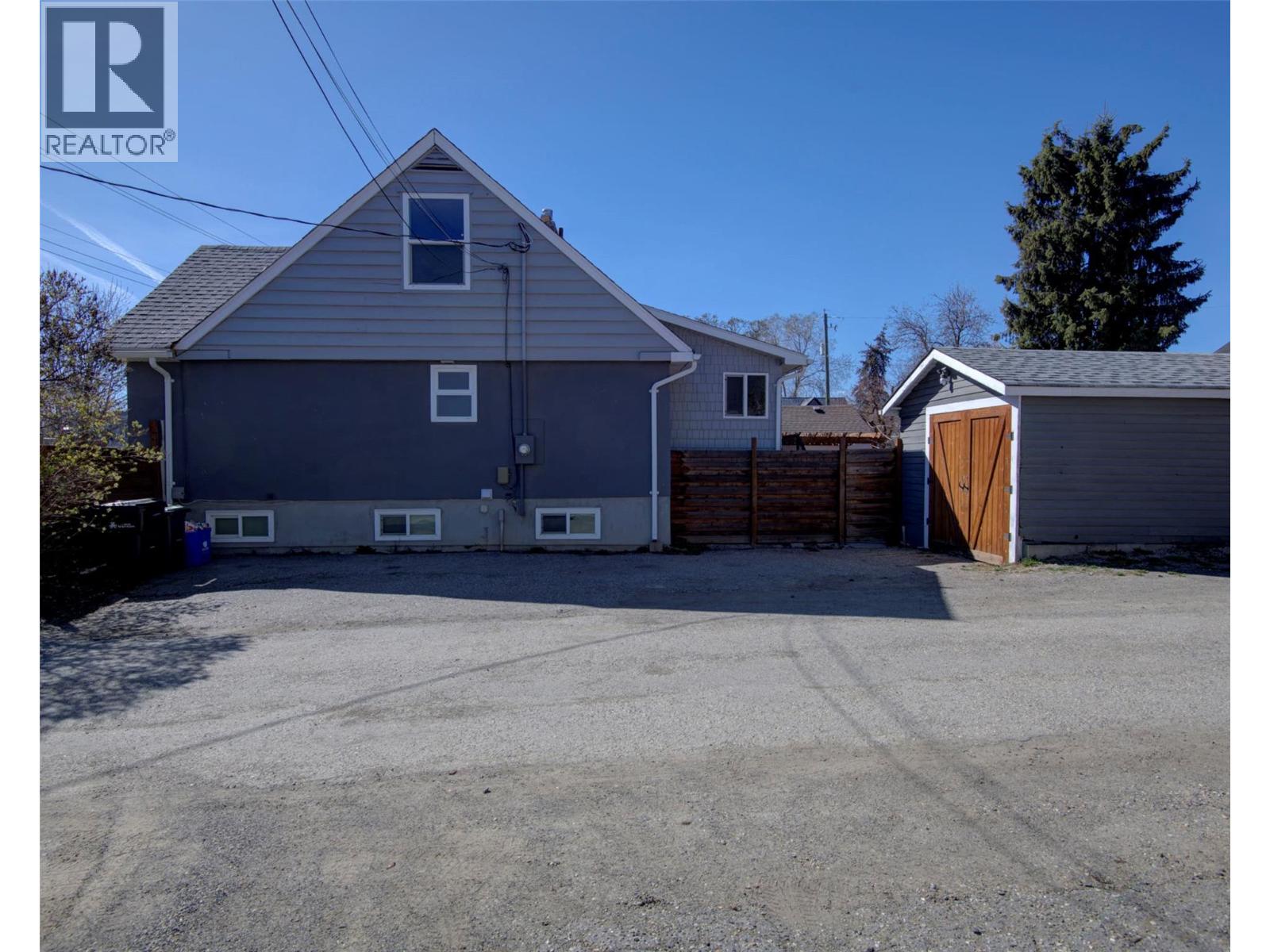 1505 32 Avenue, Vernon