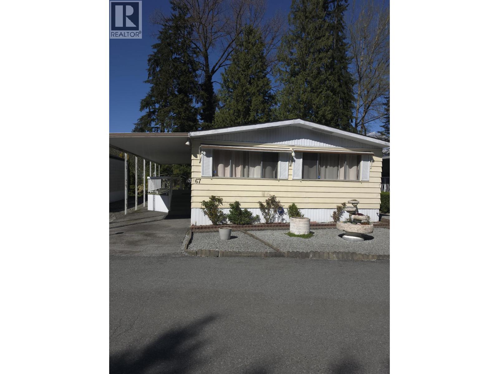 67 4200 DEWDNEY TRUNK ROAD