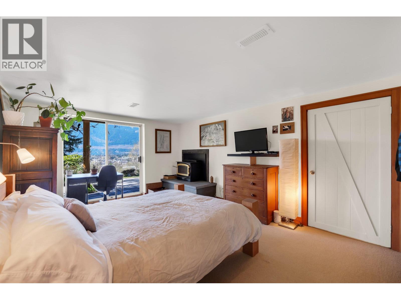 38263 VIEW PLACE, Squamish