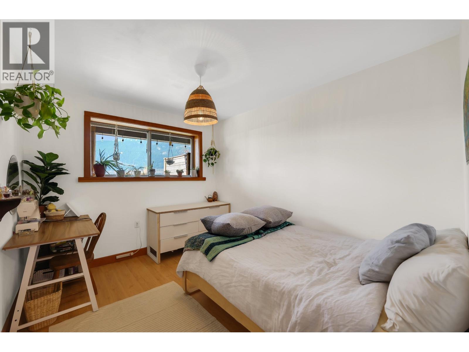 38263 VIEW PLACE, Squamish