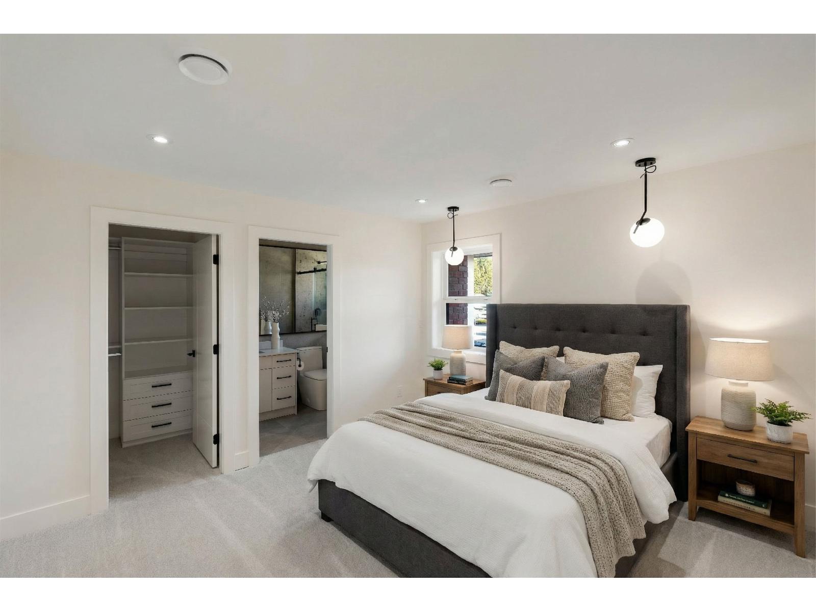 9357 FOREST Way, Delta