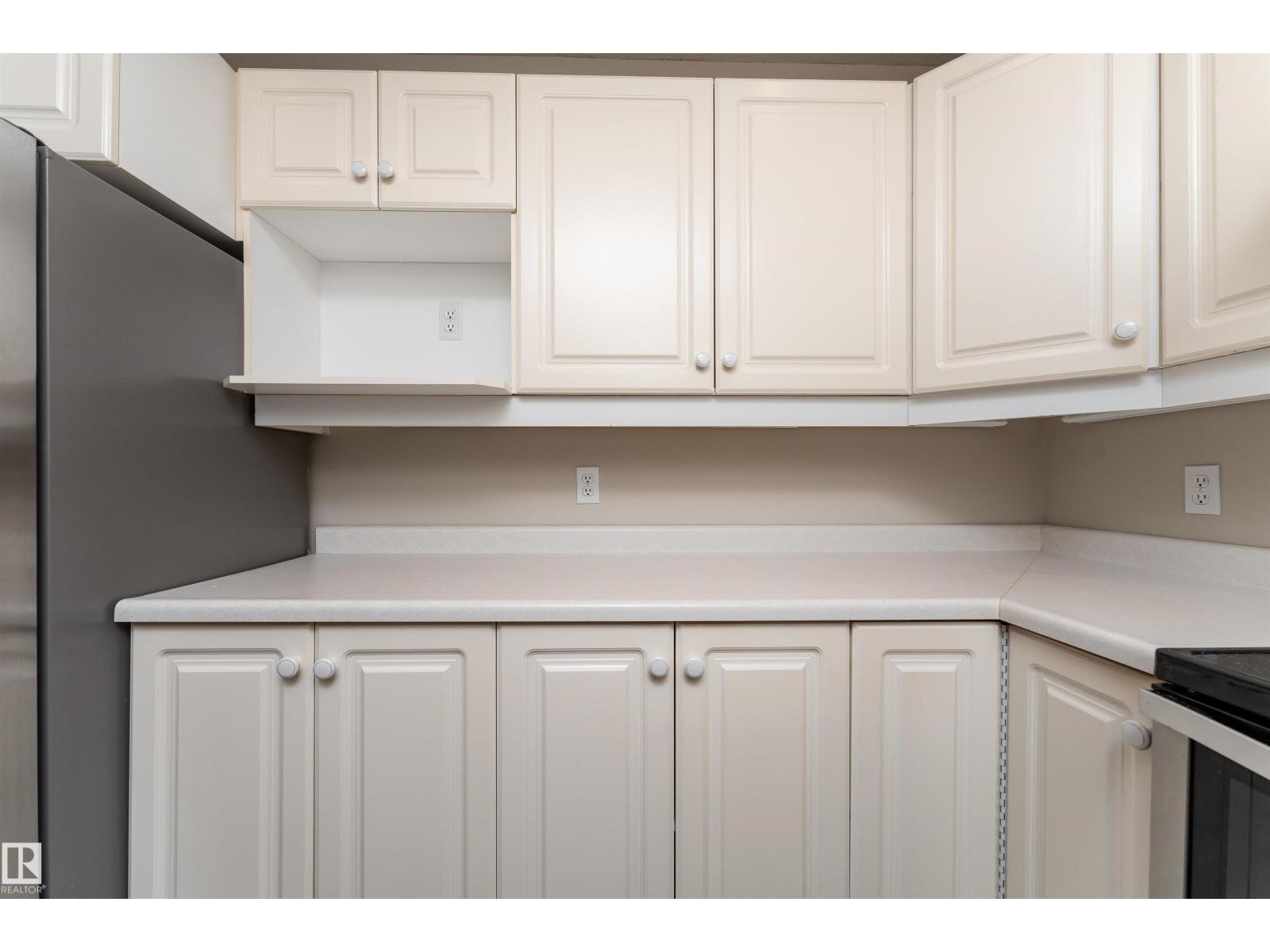 #3 9703 174 ST NW - 14