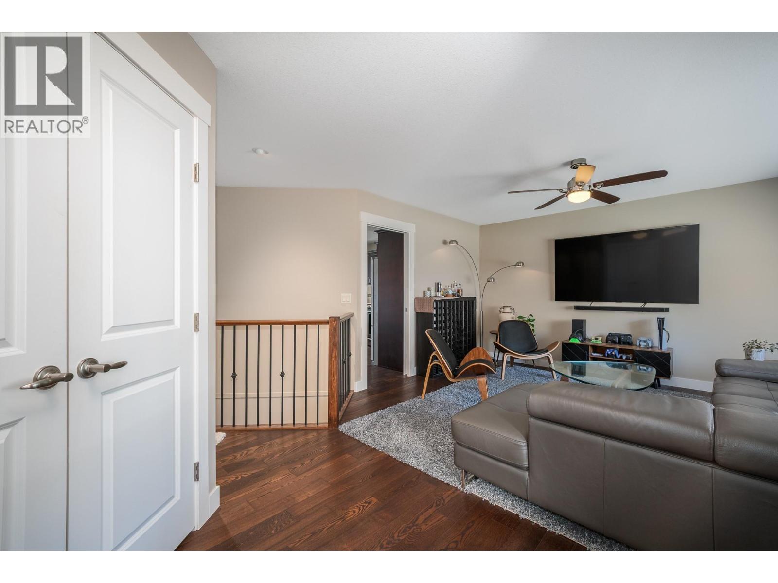 1915 ROSEALEE LANE - 3