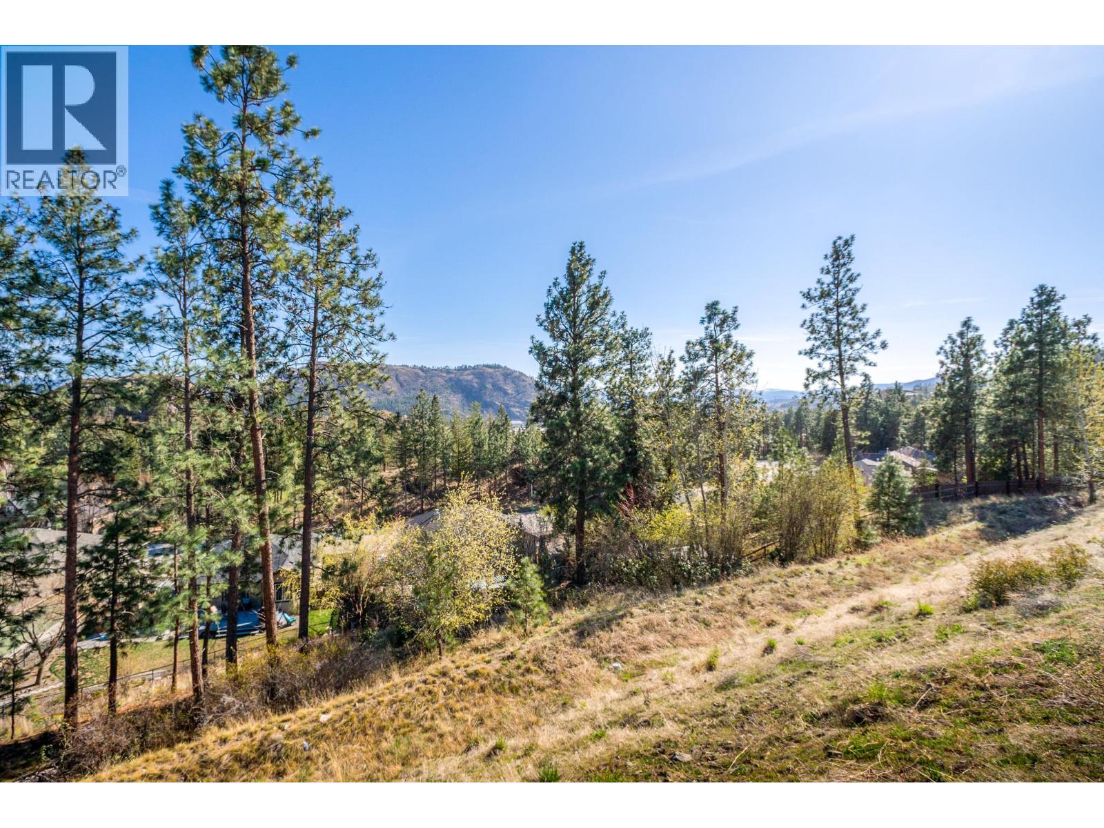 1915 ROSEALEE LANE - 52