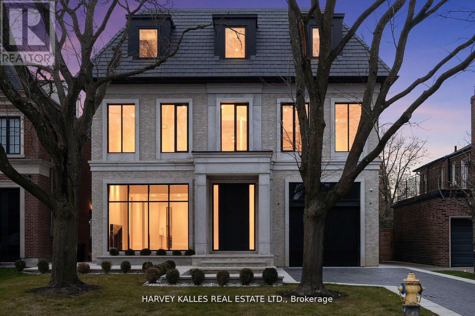 Listing photo of 370 GLENGROVE AVENUE W