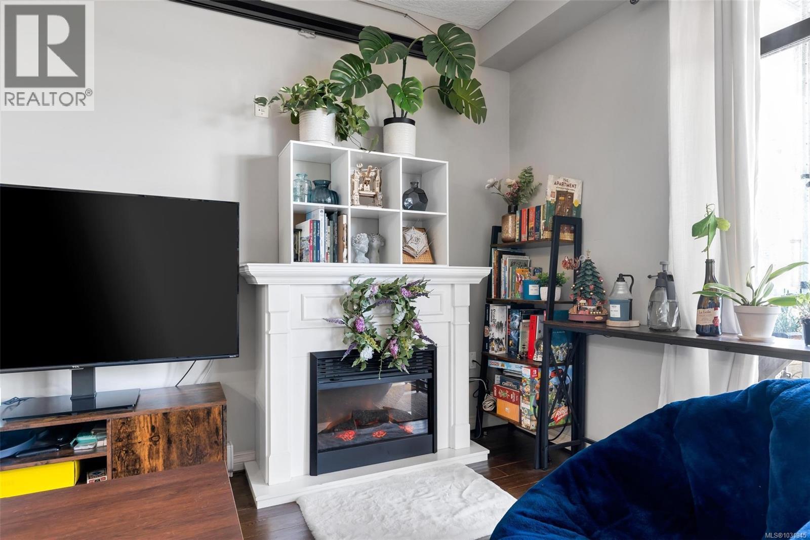 #205 820 SHORT ST - 11