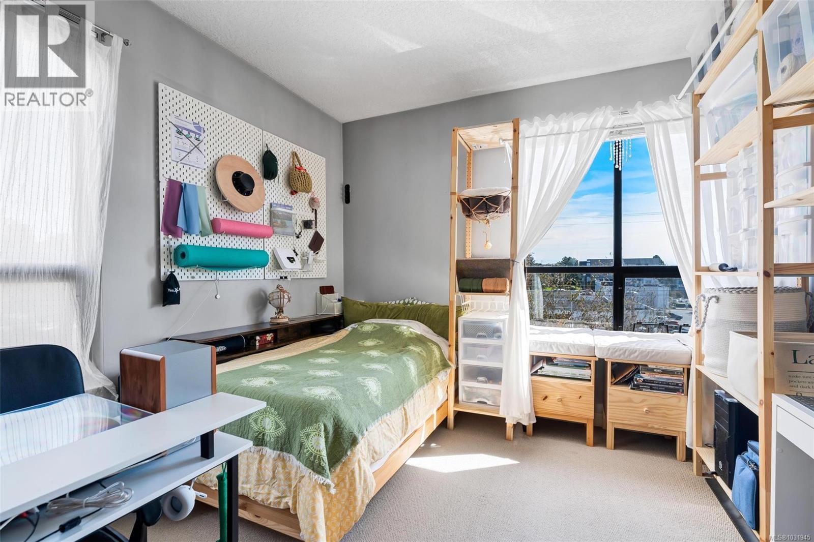 #205 820 SHORT ST - 14