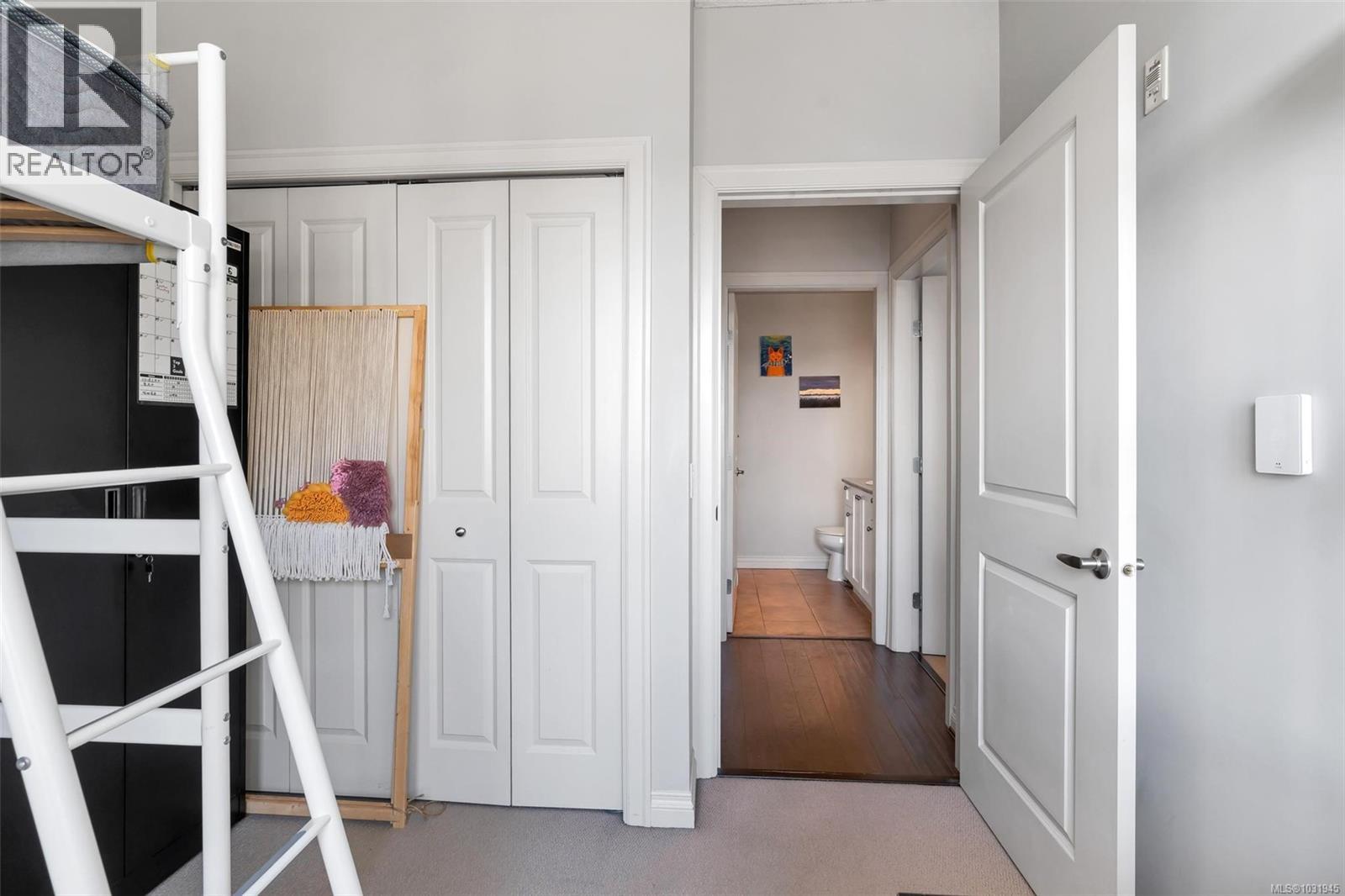 #205 820 SHORT ST - 18