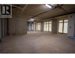 1303 Hillside Ave, Victoria, BC V8T2B3 Photo 9