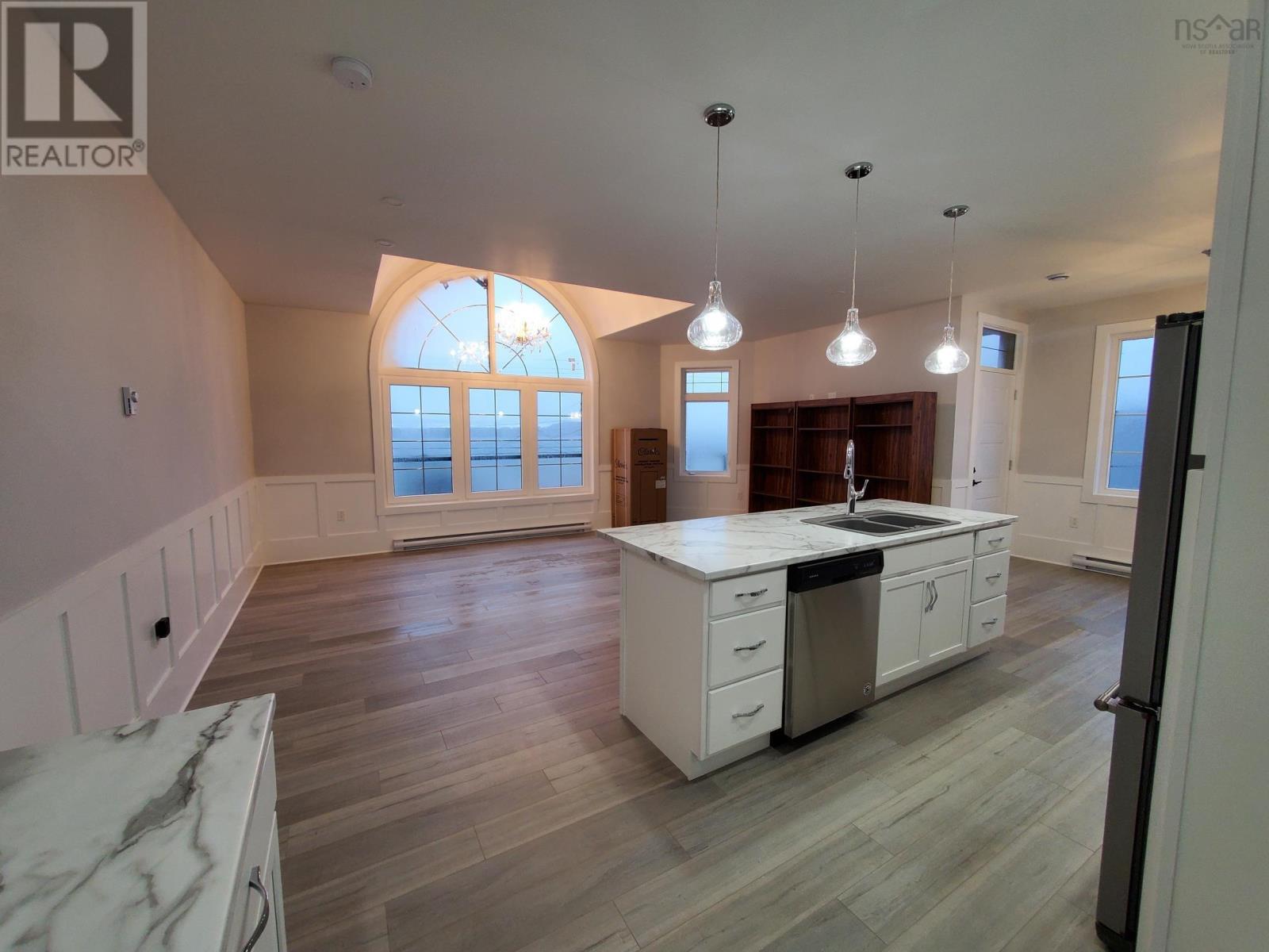 Property 9 of 16 of 15482 Cabot Trail