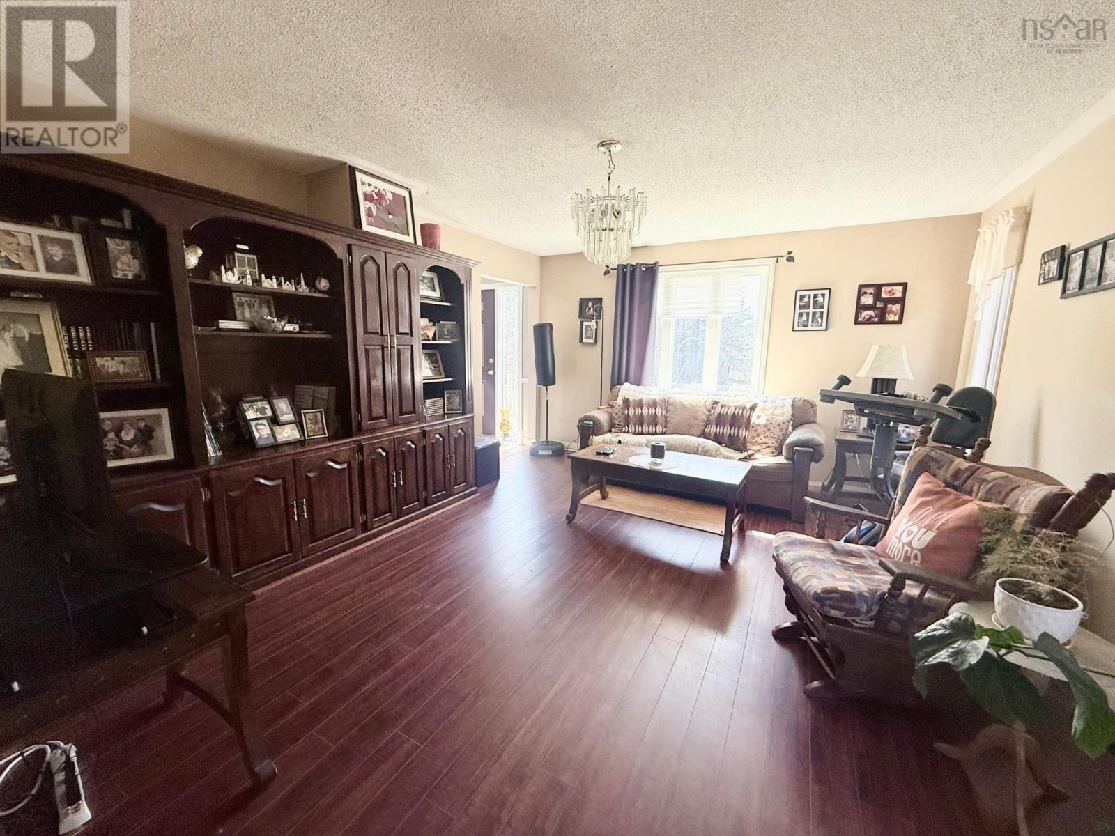 Property 10 of 29 of 7514 Highway 3