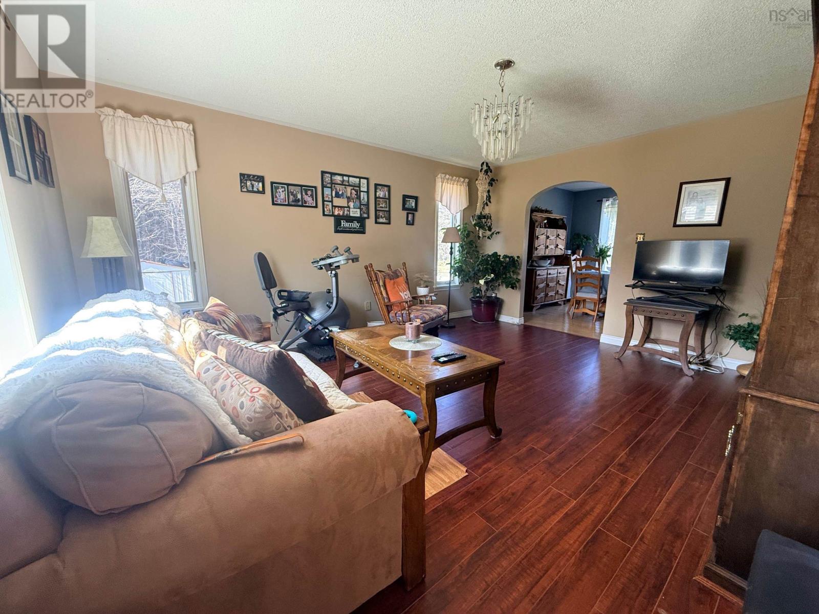 Property 9 of 29 of 7514 Highway 3