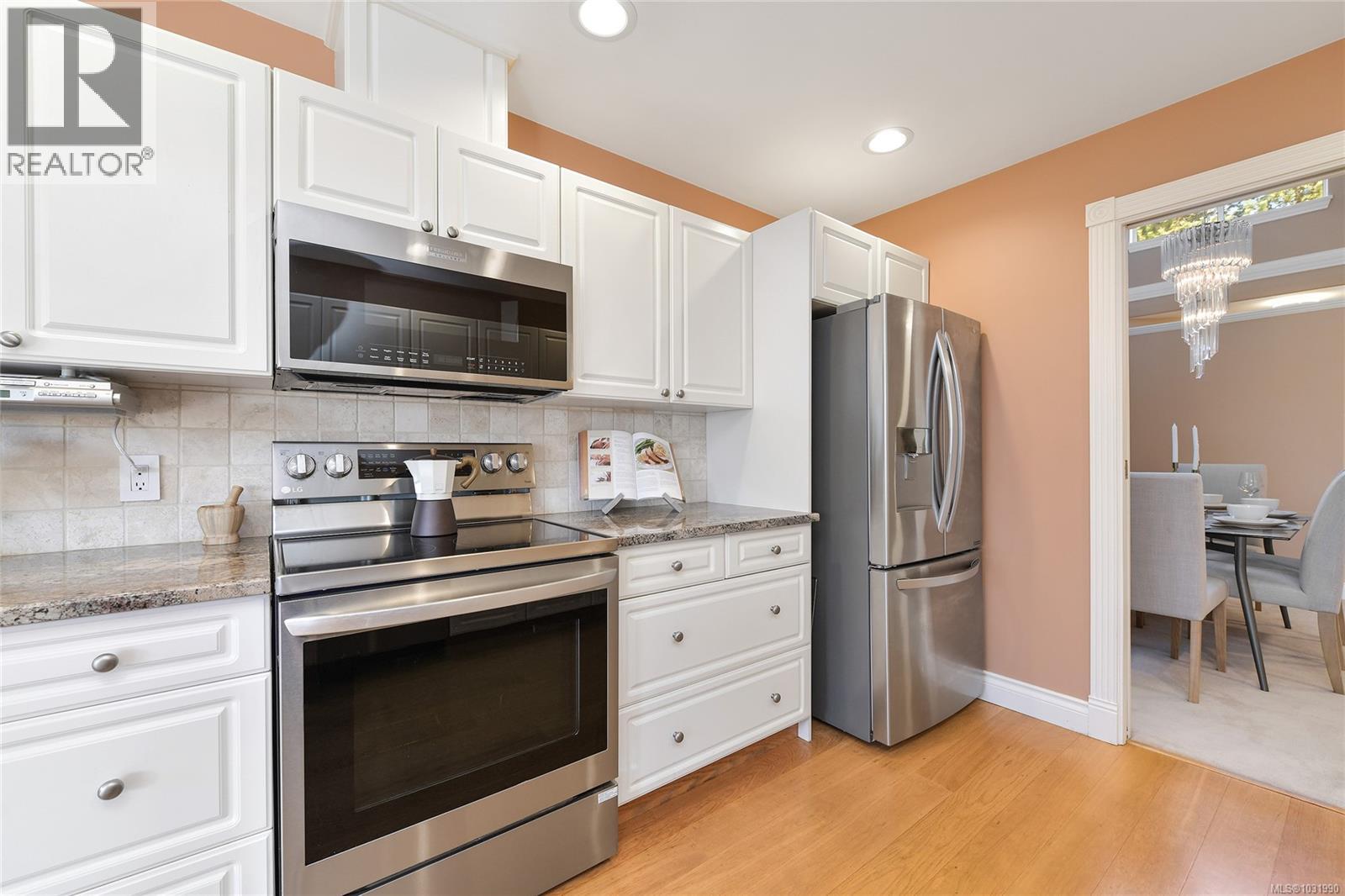 #13 520 MARSETT PL - 5