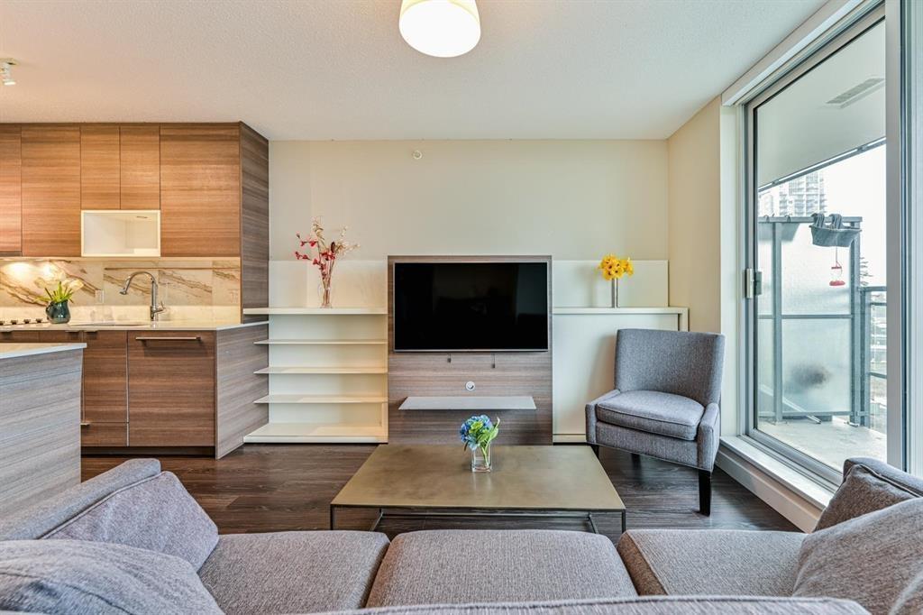 1205 13398 104 AVENUE