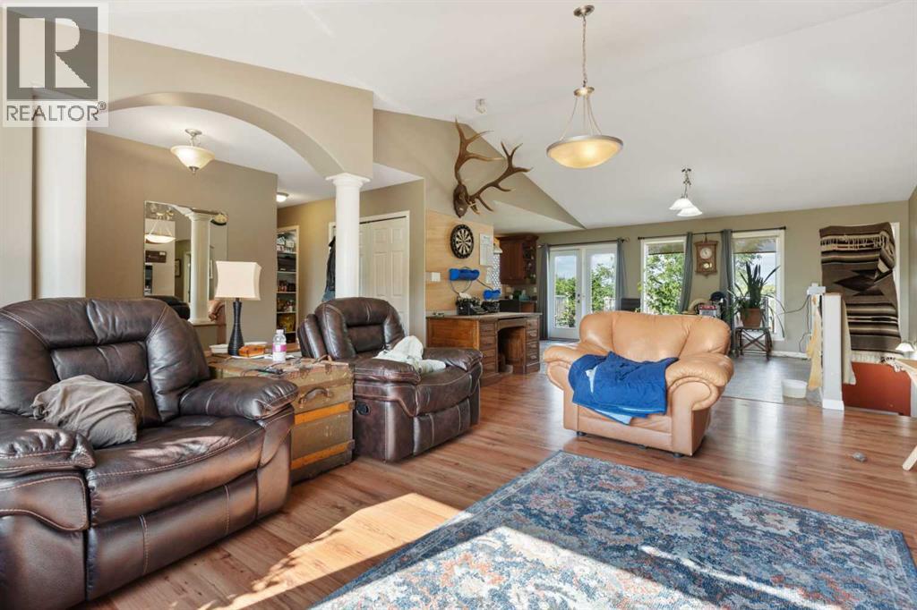 43440 RANGE ROAD 113 - 15