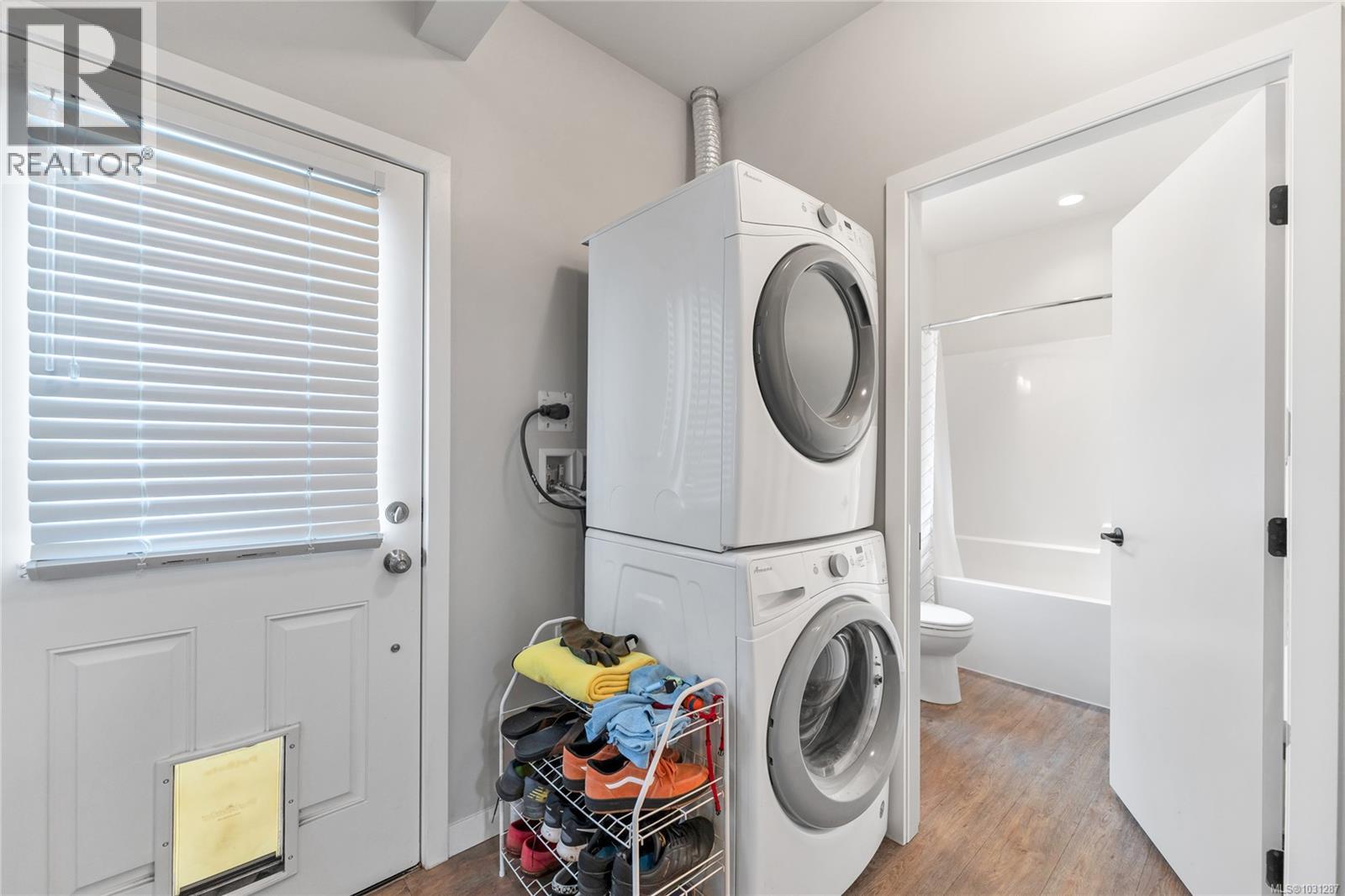  4345 Shelbourne Street, Saanich