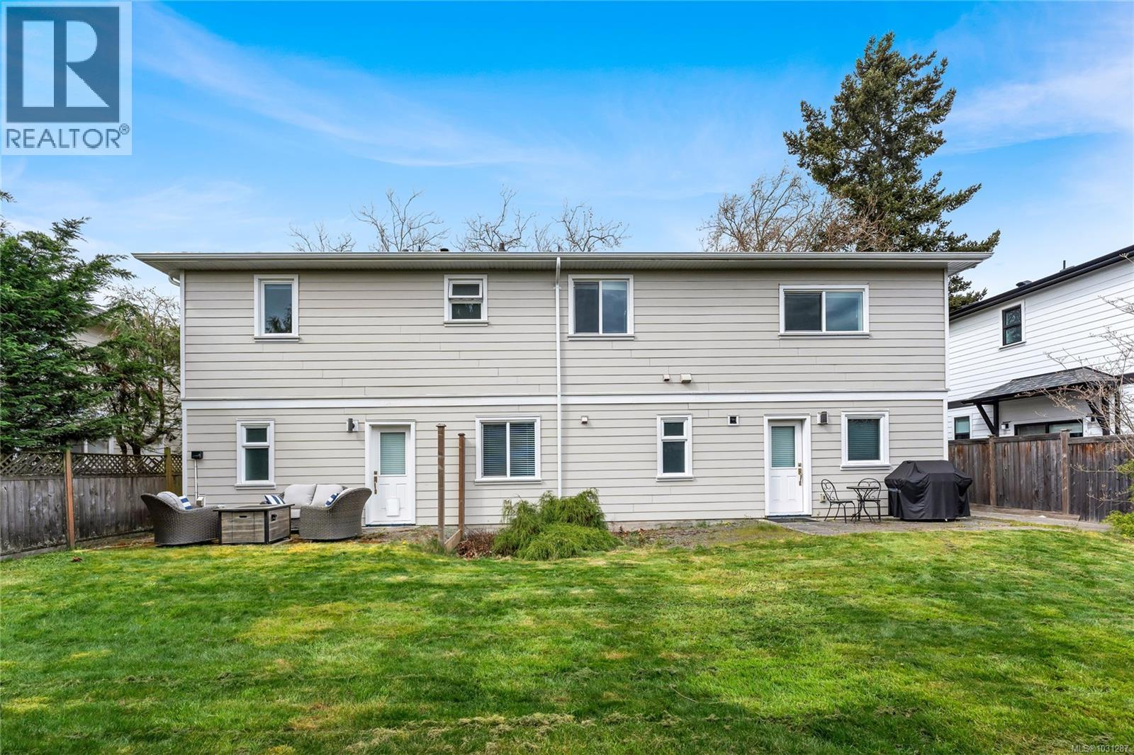  4345 Shelbourne Street, Saanich