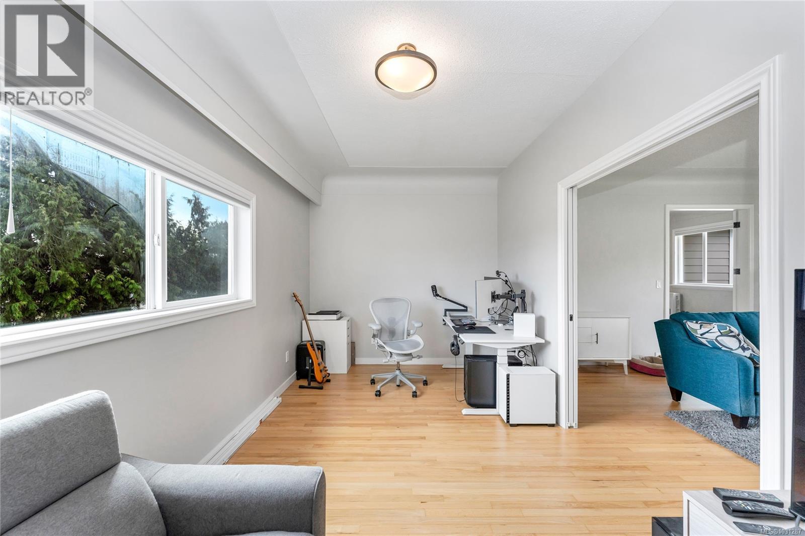  4345 Shelbourne Street, Saanich