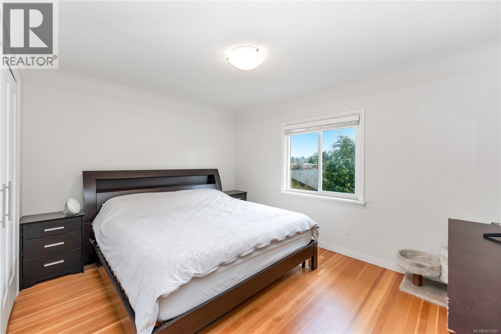  4345 Shelbourne Street, Saanich