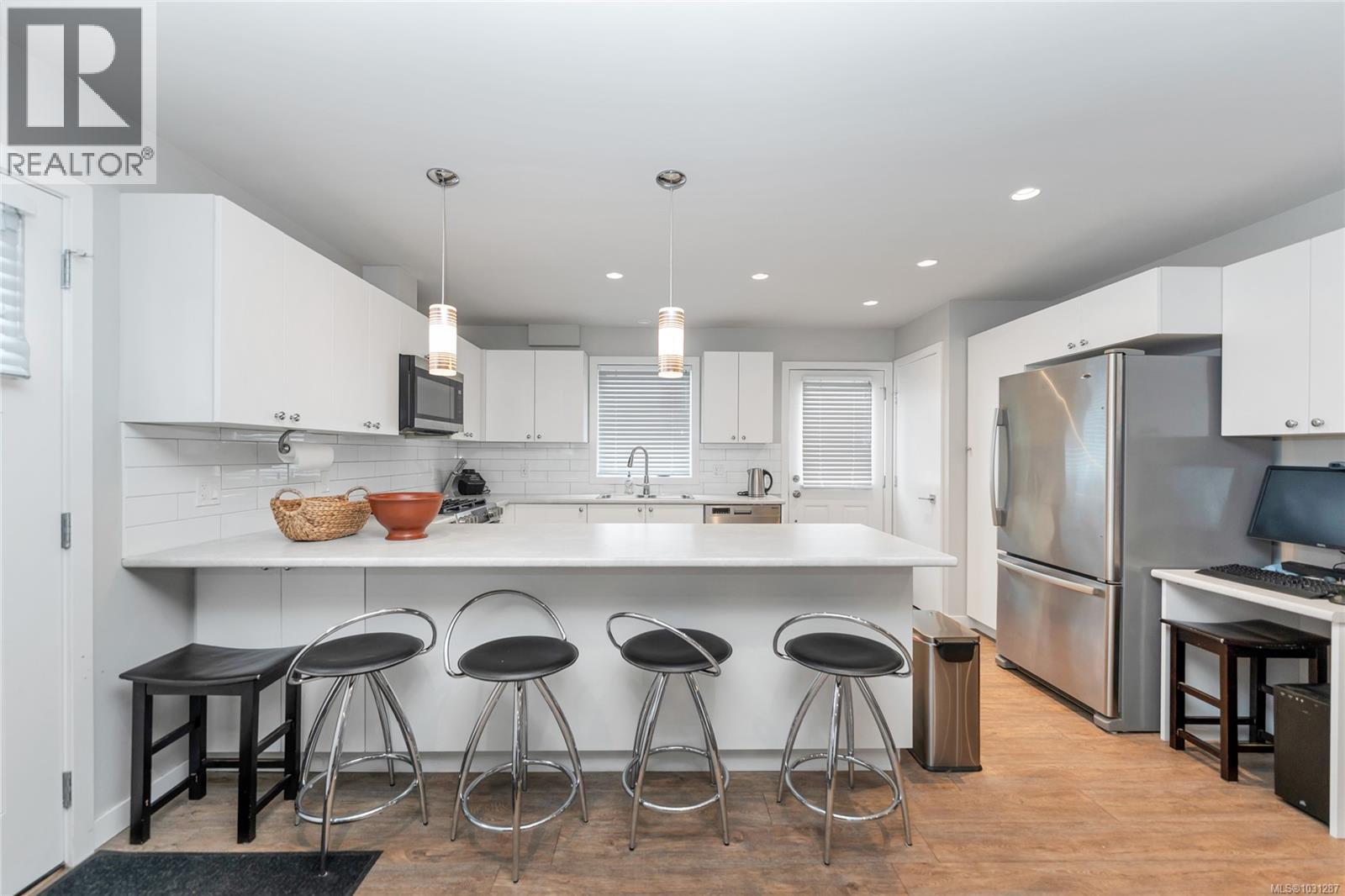  4345 Shelbourne Street, Saanich