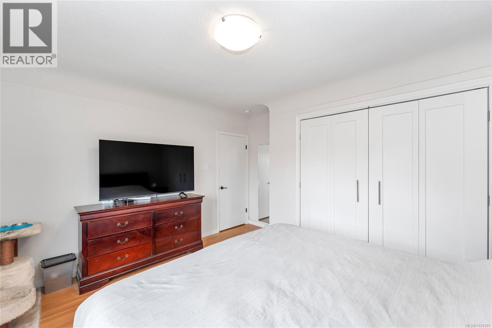  4345 Shelbourne Street, Saanich