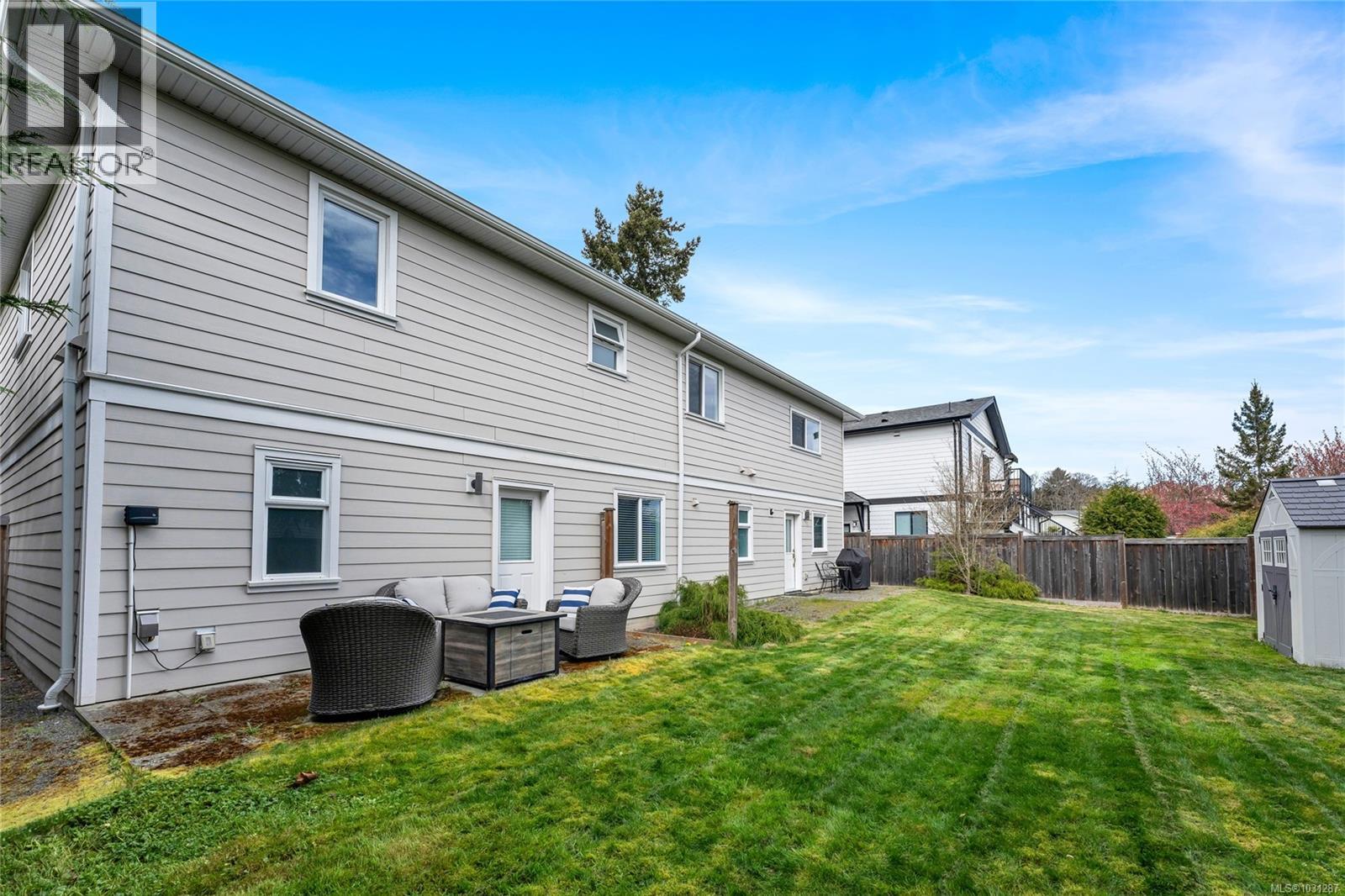  4345 Shelbourne Street, Saanich