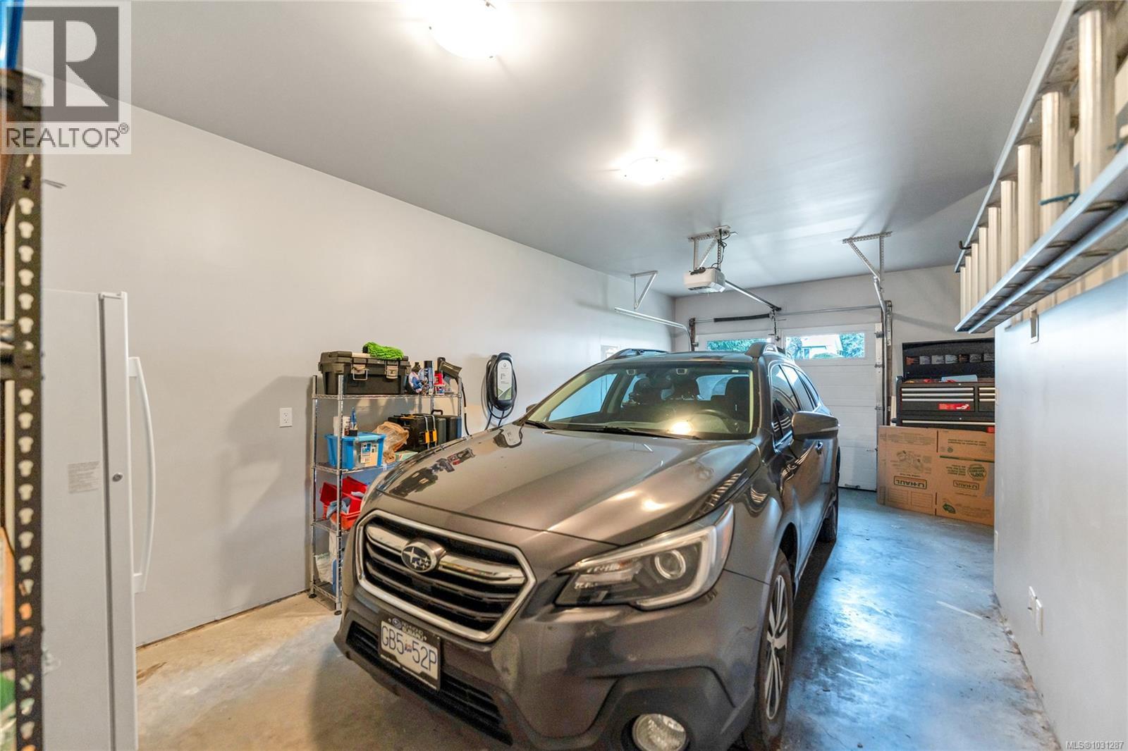  4345 Shelbourne Street, Saanich