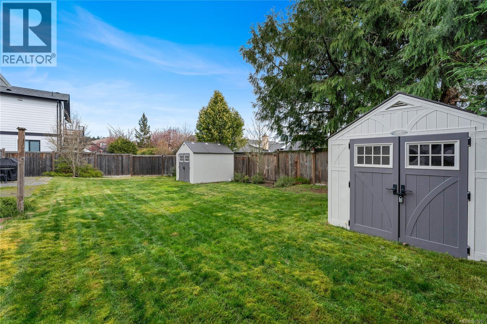  4345 Shelbourne Street, Saanich