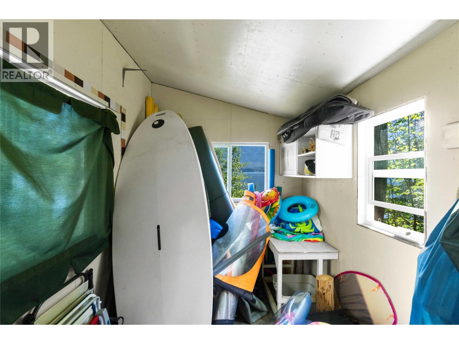 #12 & 13 9000 SEYMOUR ARM MAIN FSR - 69