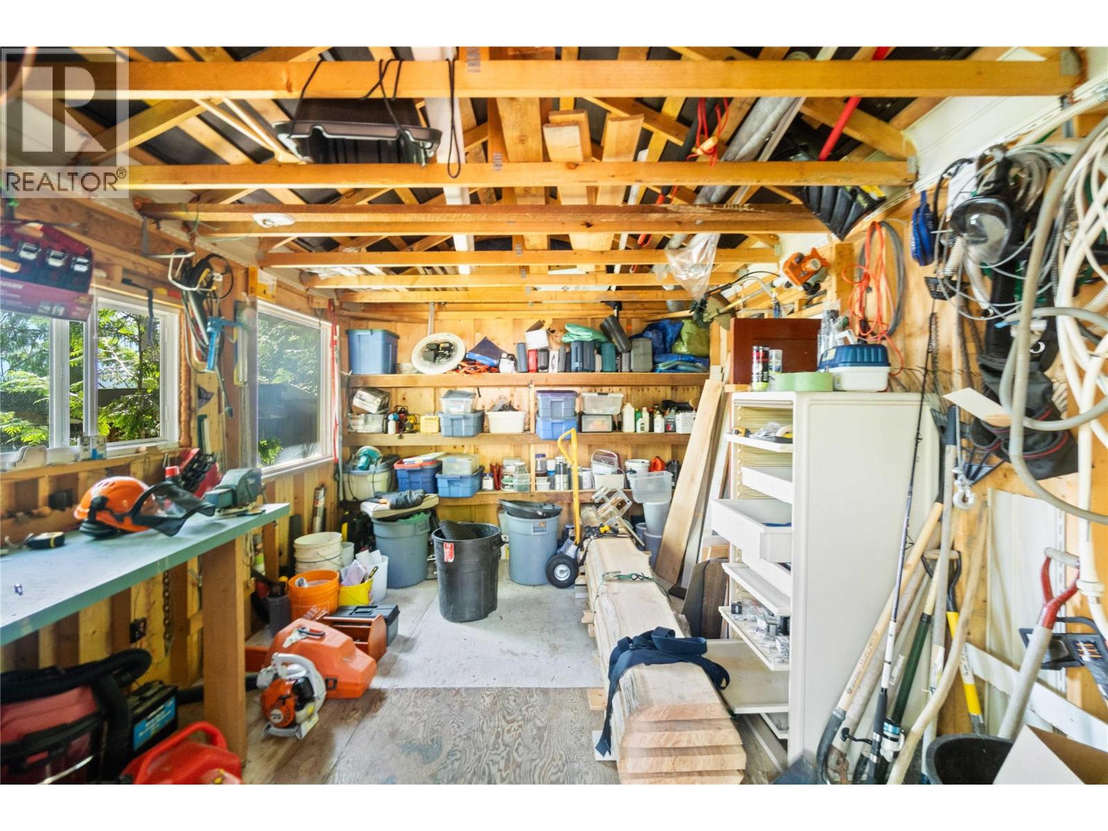 #12 & 13 9000 SEYMOUR ARM MAIN FSR - 67