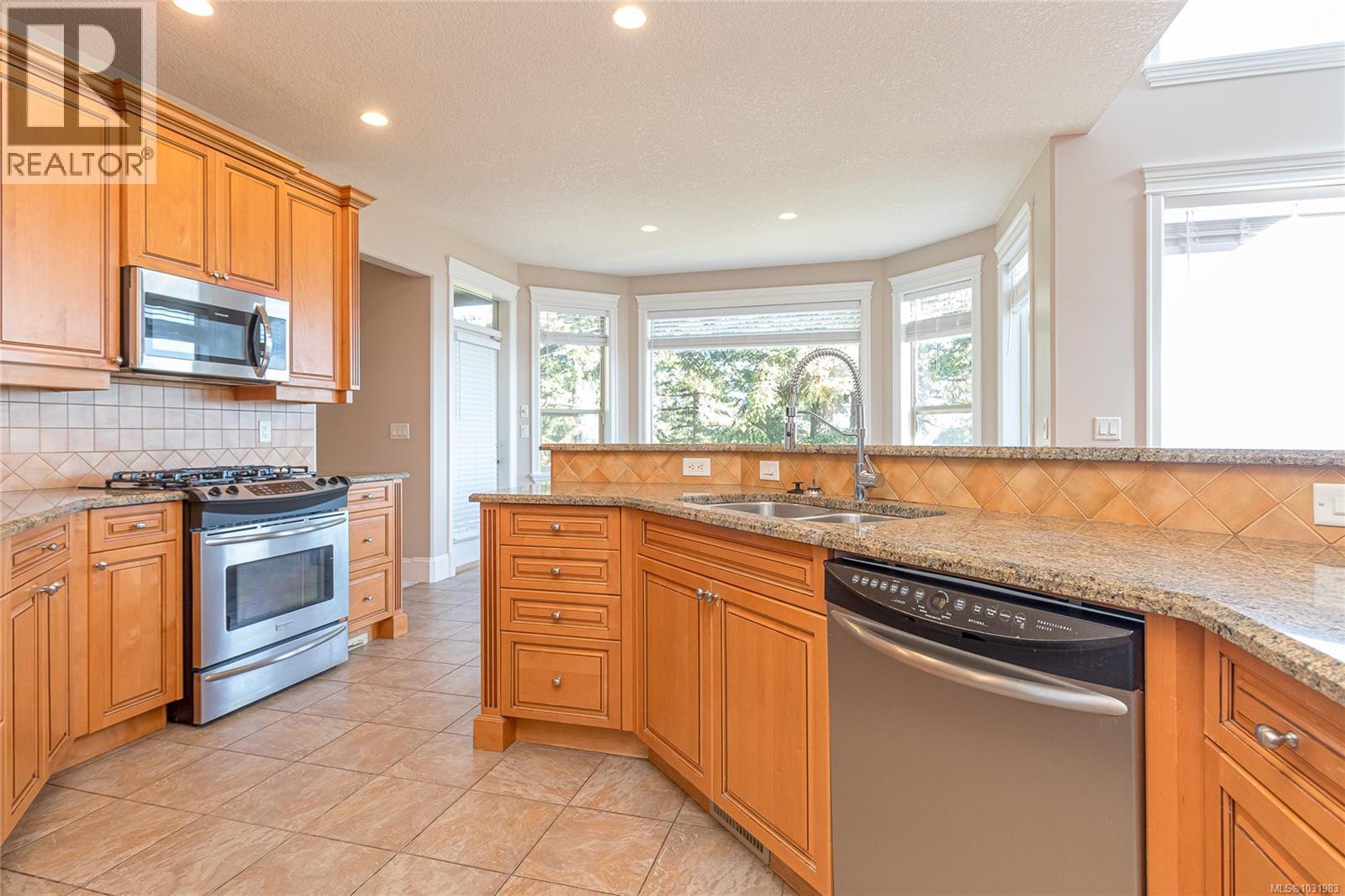 408 BELMONTE PL - 20