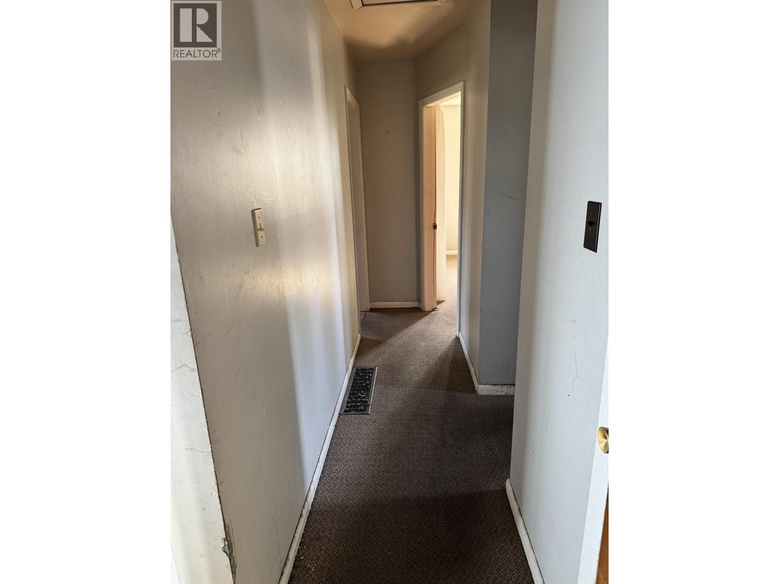 4723 WALSH AVENUE - 11