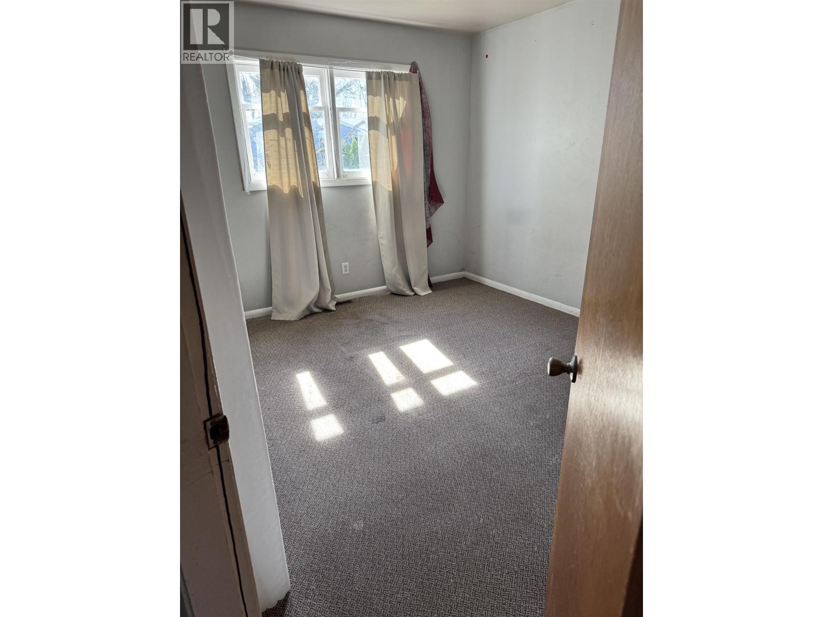 4723 WALSH AVENUE - 12