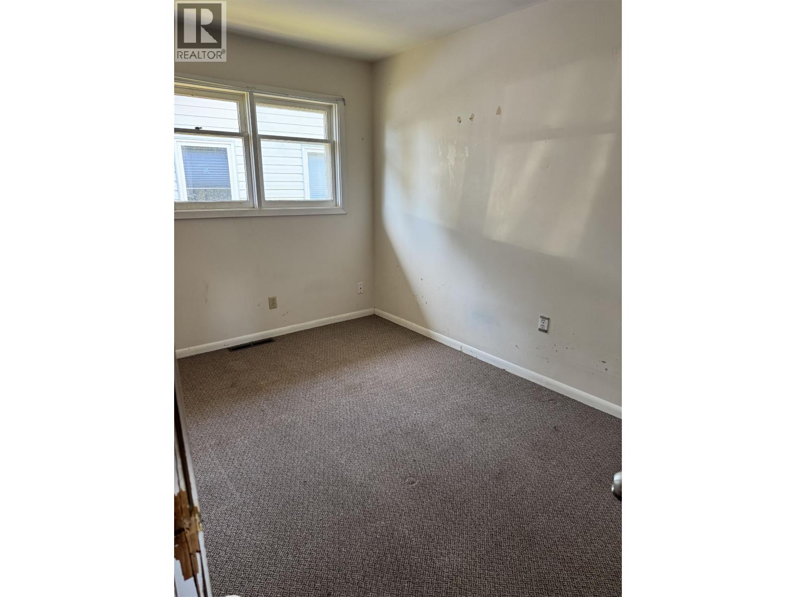 4723 WALSH AVENUE - 13