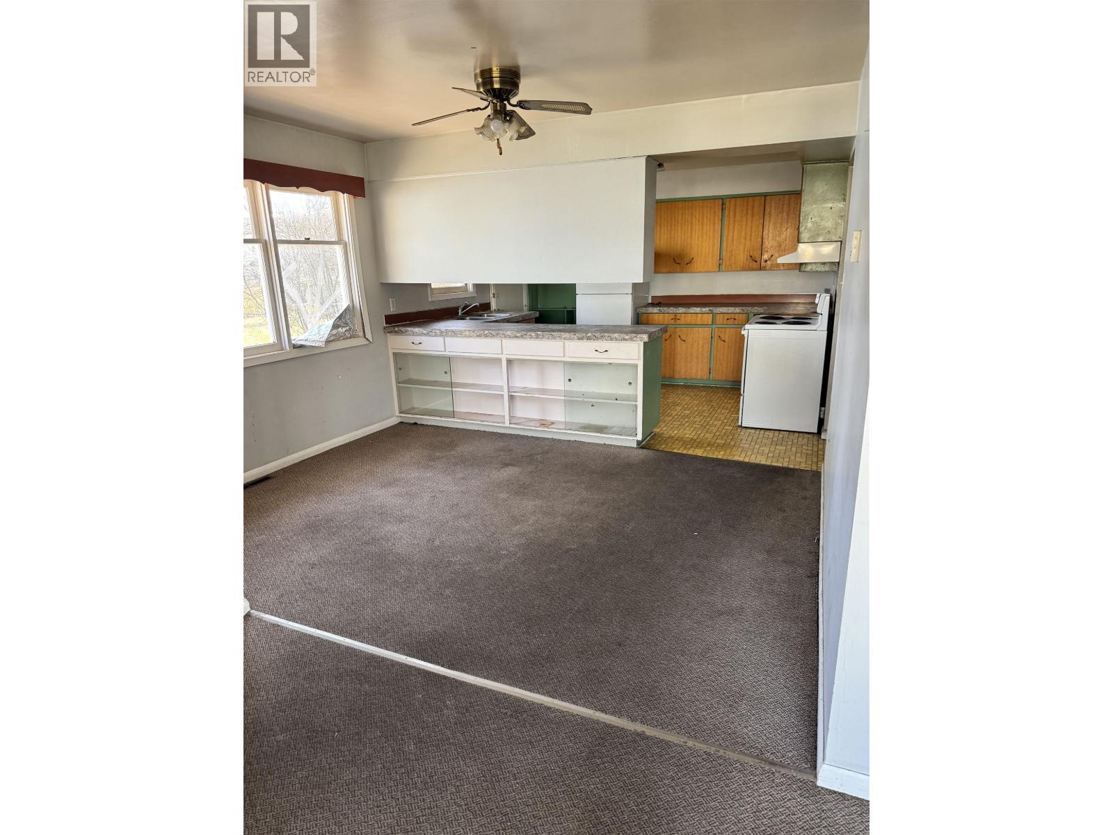 4723 WALSH AVENUE - 6