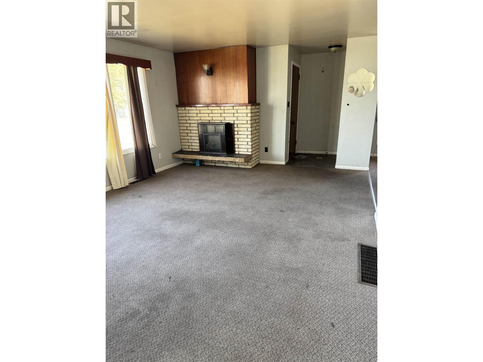 4723 WALSH AVENUE - 8