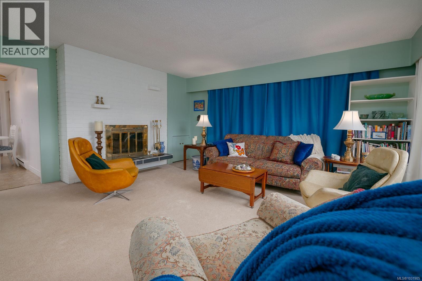 2640 3RD AVE - Image 2