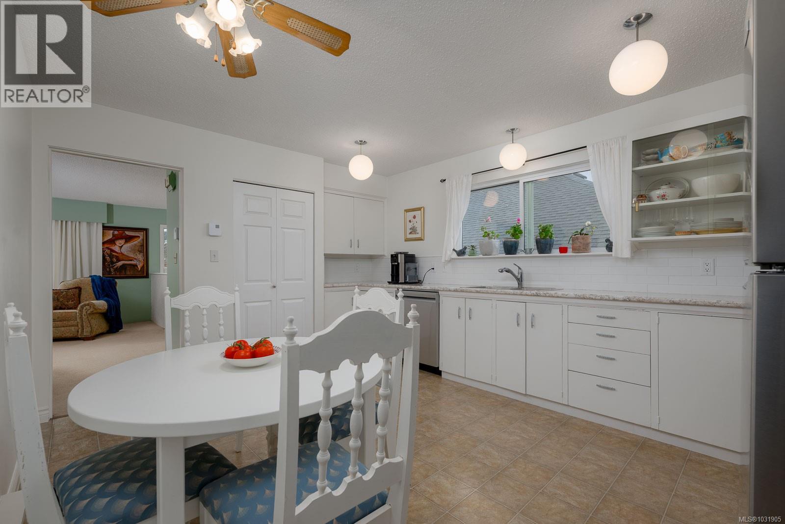 2640 3RD AVE - Image 3