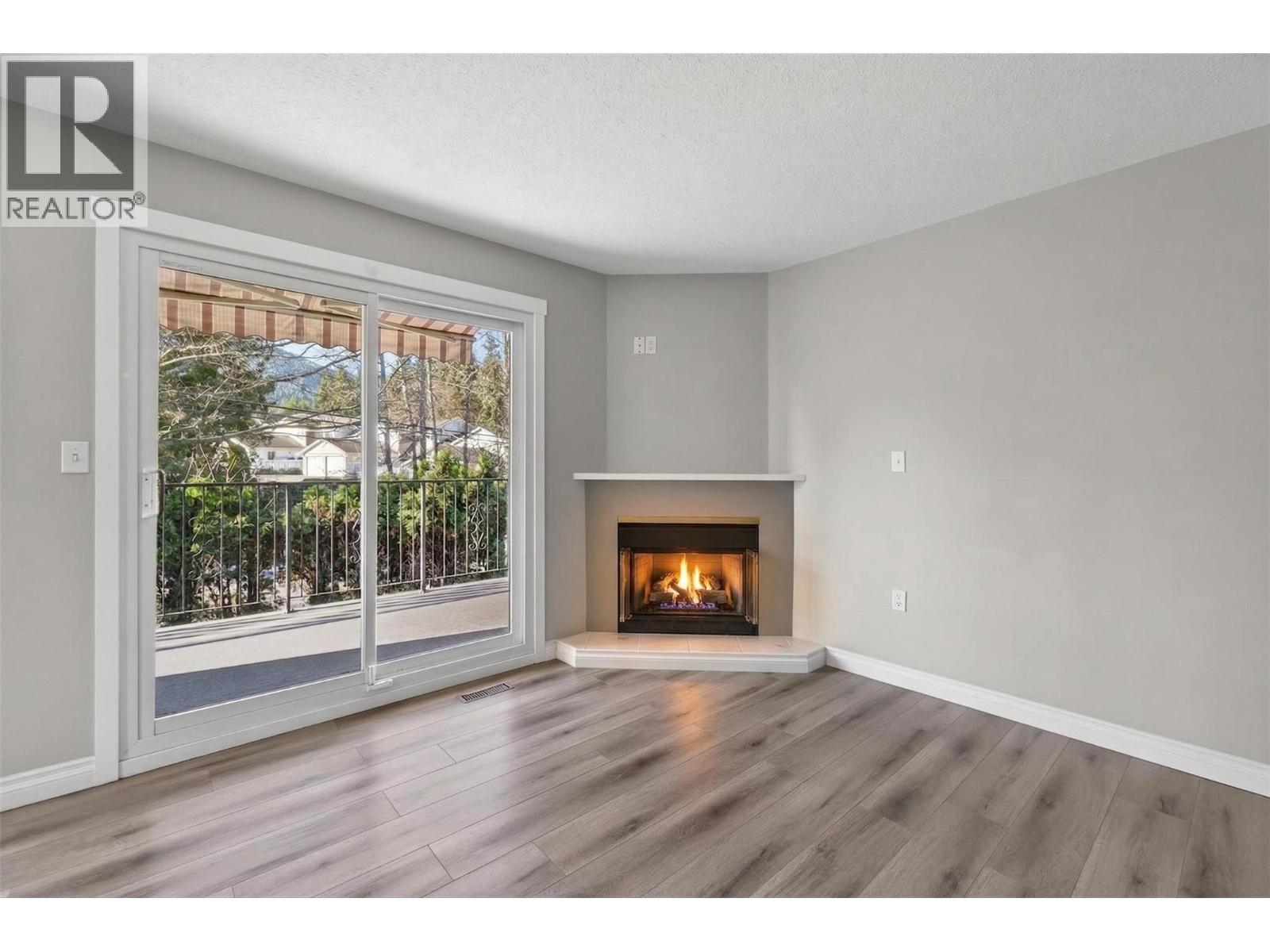 1453 OKANAGAN AVENUE NE - 20