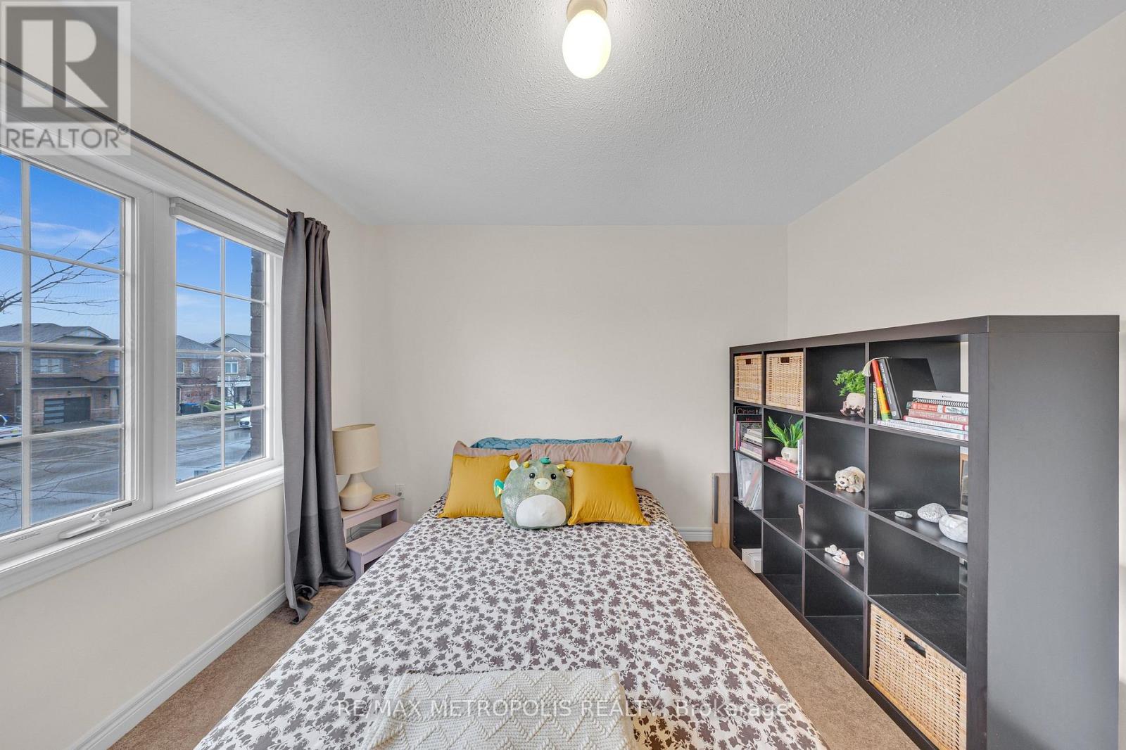 16 TREETOPS BOULEVARD - 19