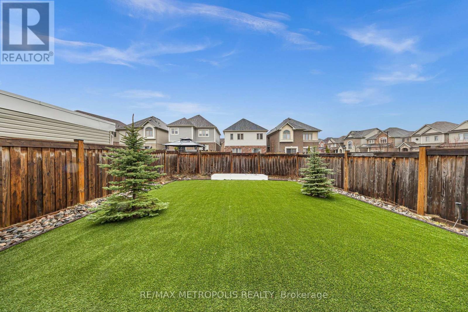 16 TREETOPS BOULEVARD - 36