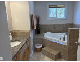 5306 52 St, Elk Point, AB T0A1A0 Photo 13