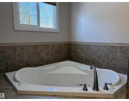 5306 52 St, Elk Point, AB T0A1A0 Photo 14