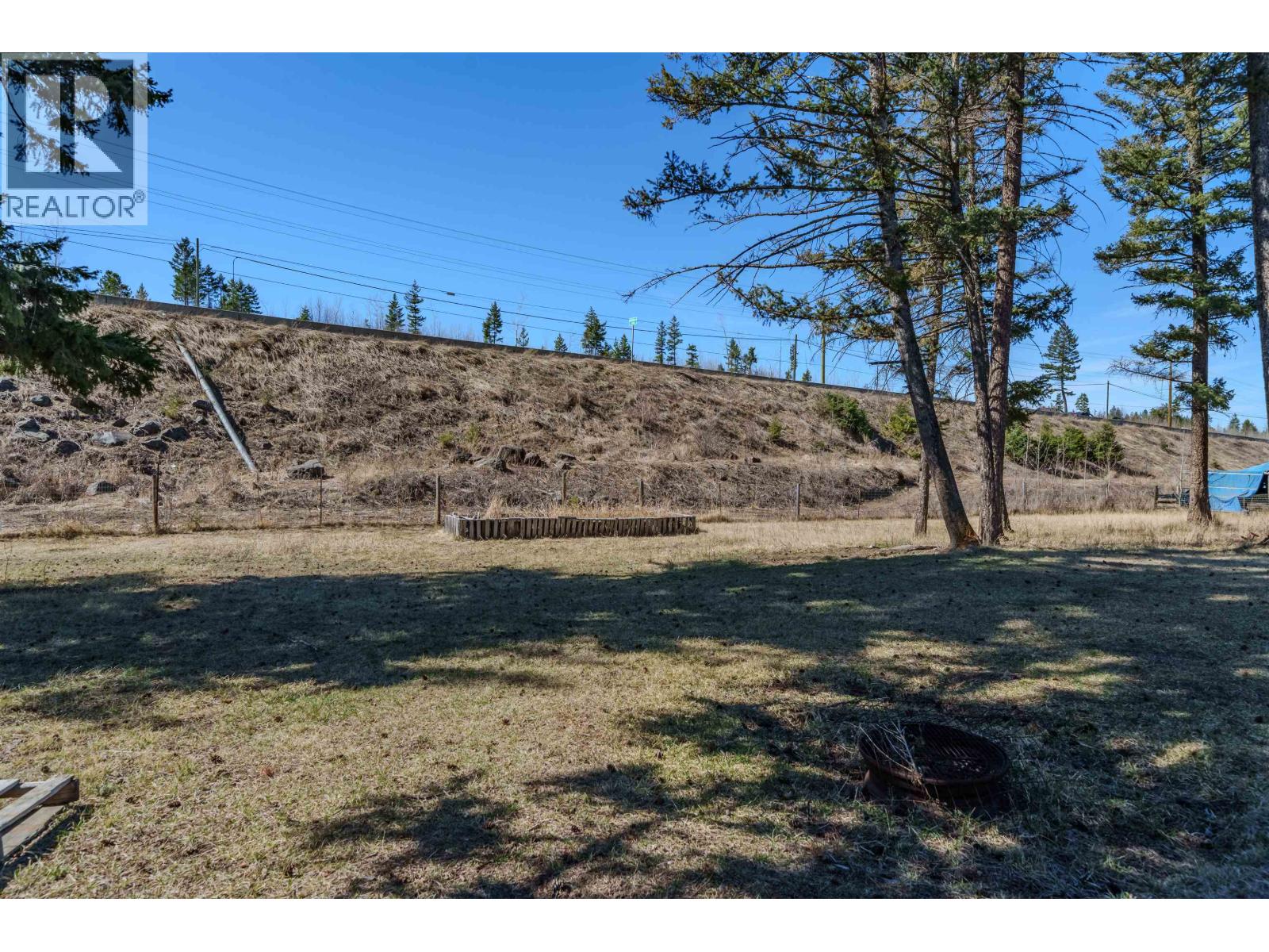 5469 SAUNDERS CRESCENT - 18