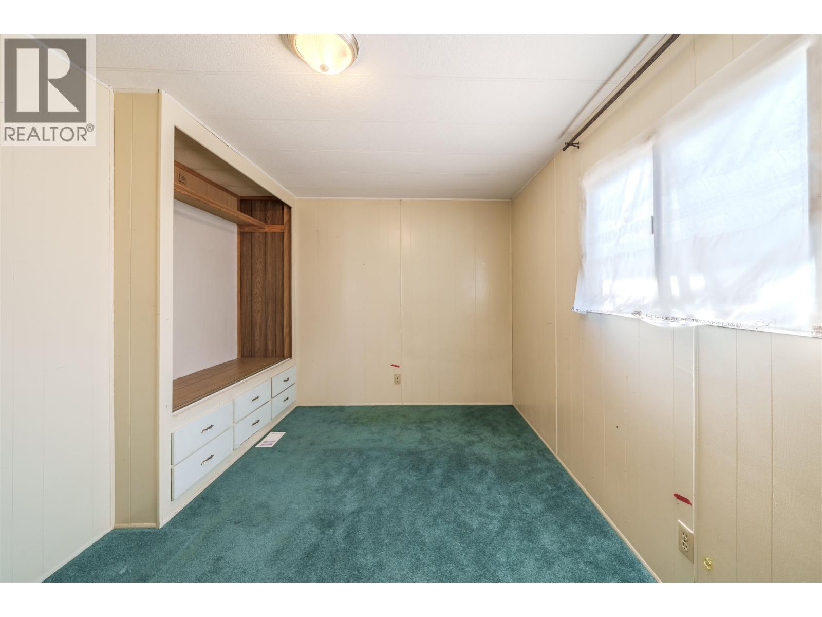 5469 SAUNDERS CRESCENT - 9