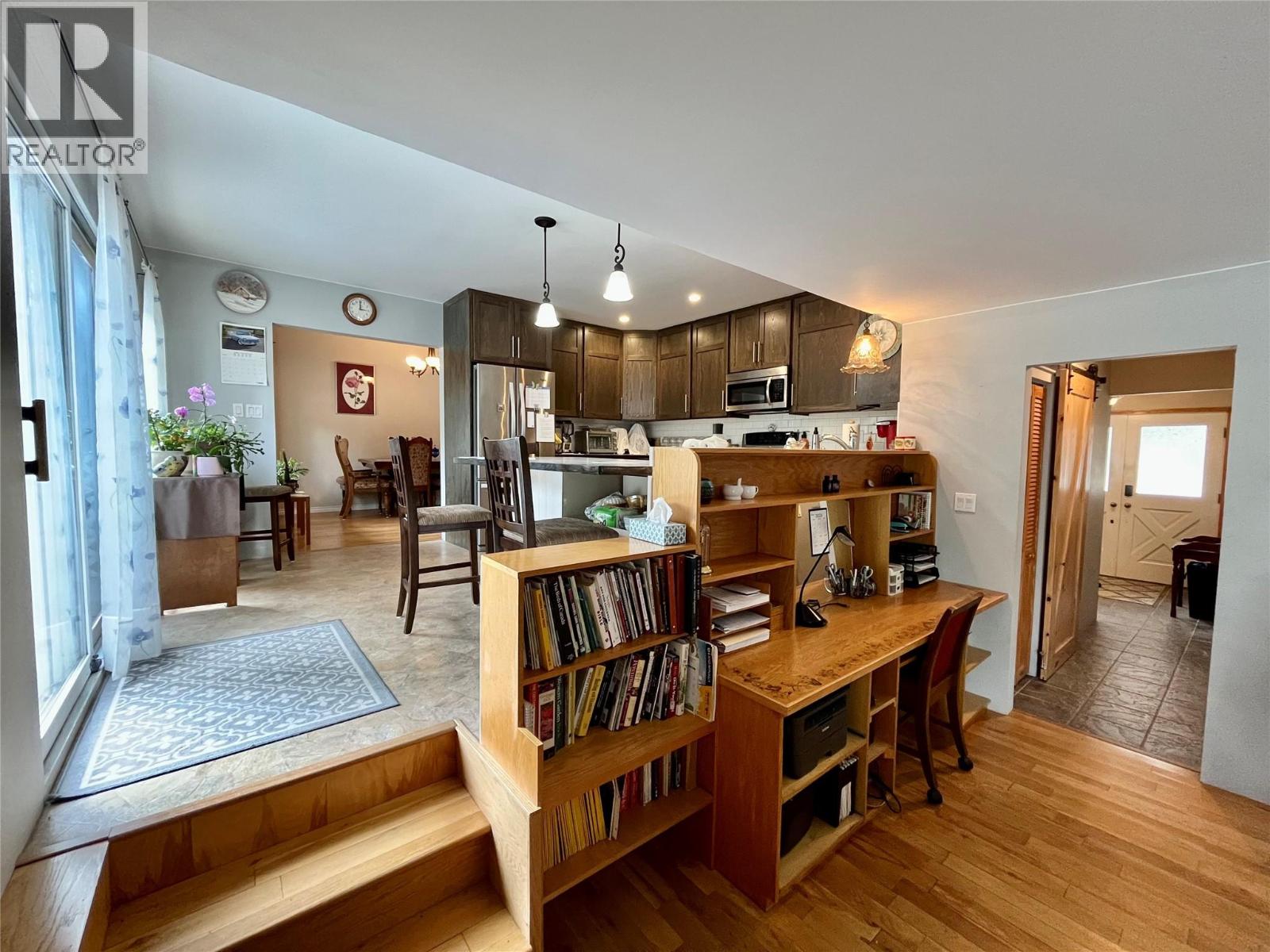 609 10TH AVENUE NW - 13