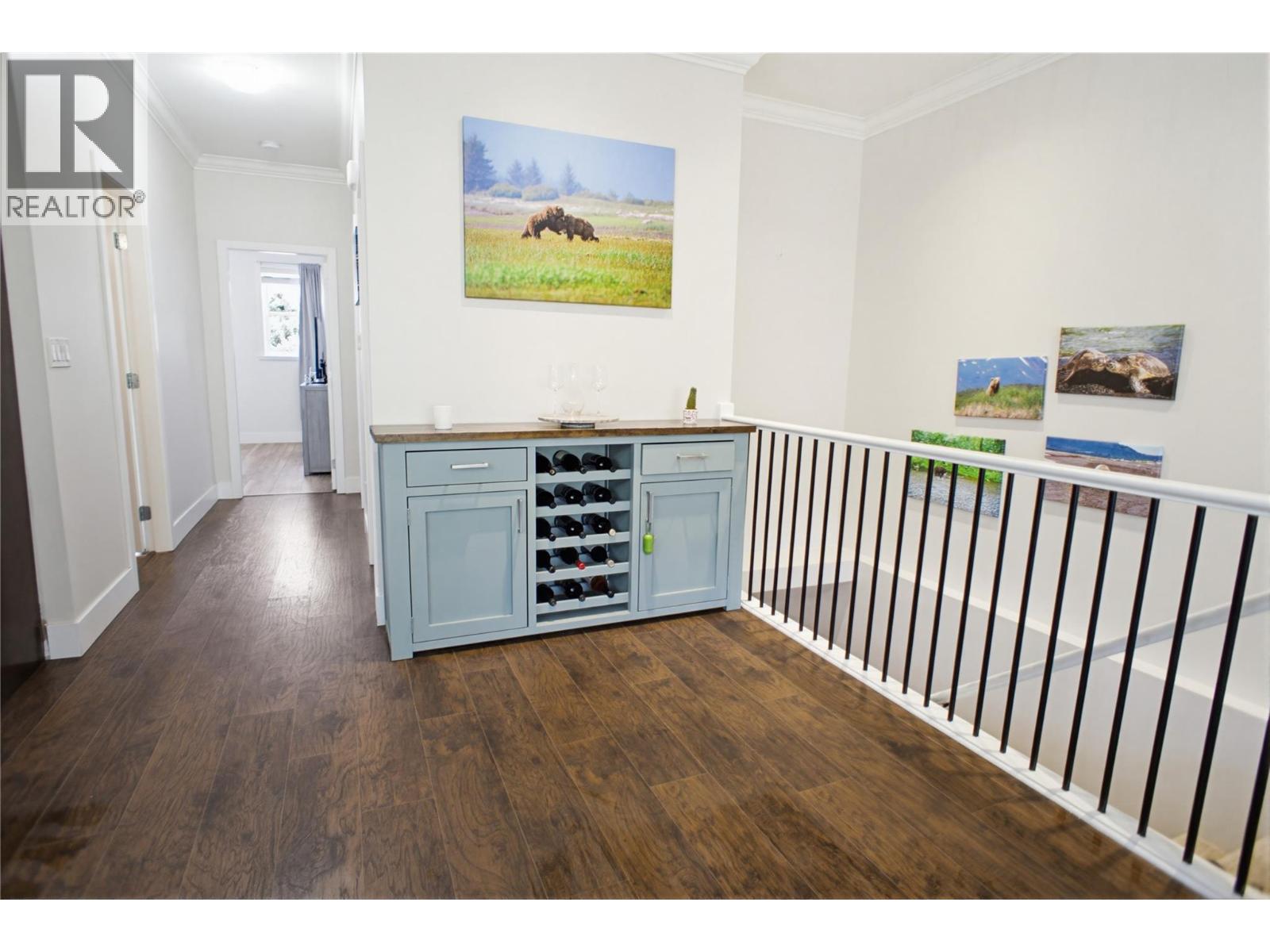 #6 2046 ROBSON PLACE - 9