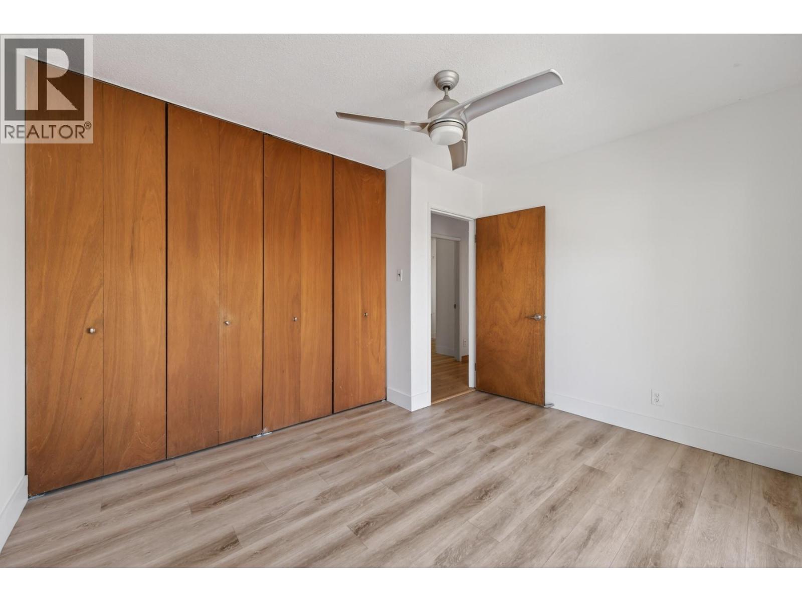 1034 LAROQUE STREET - 13