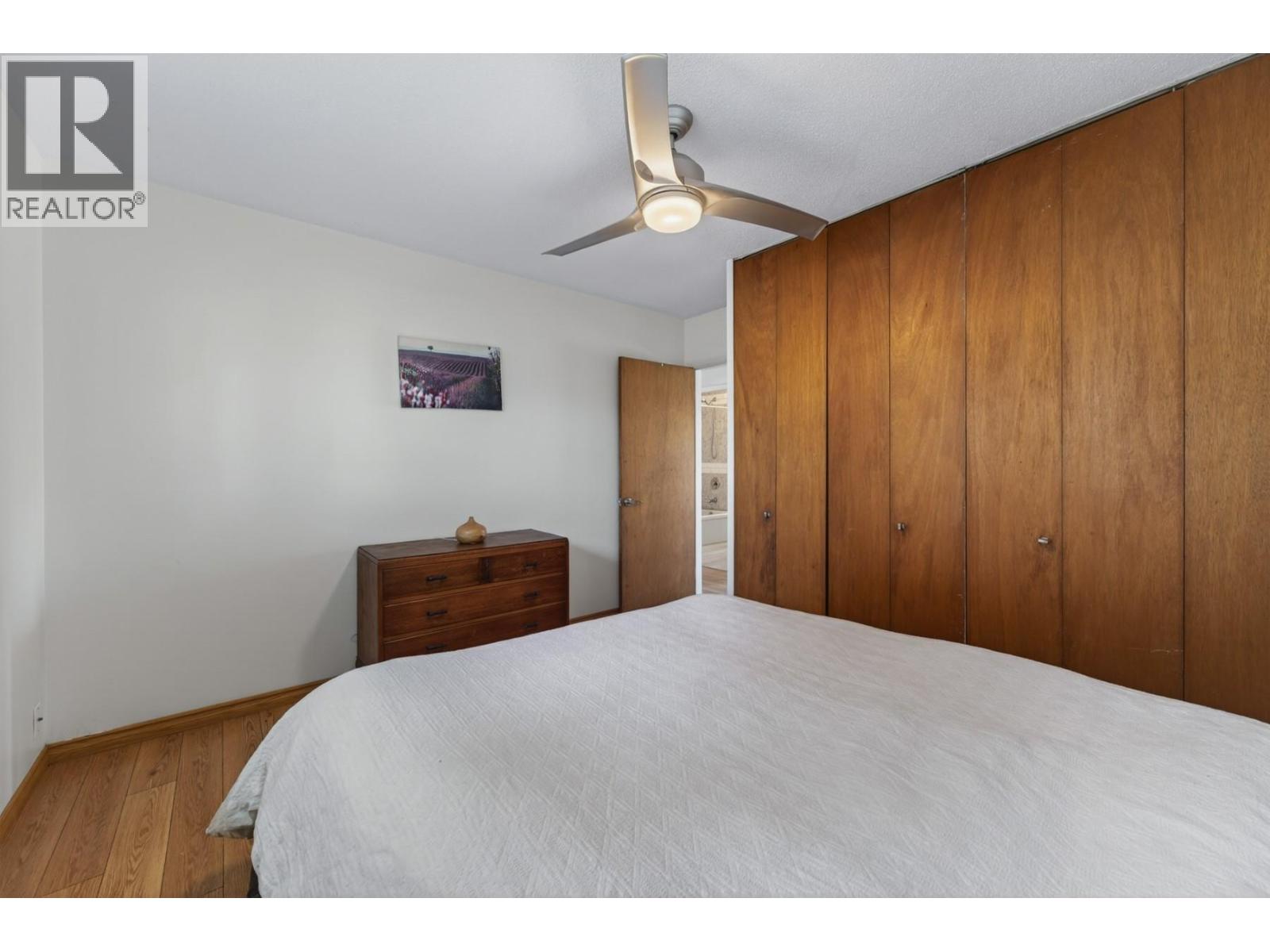 1034 LAROQUE STREET - 15