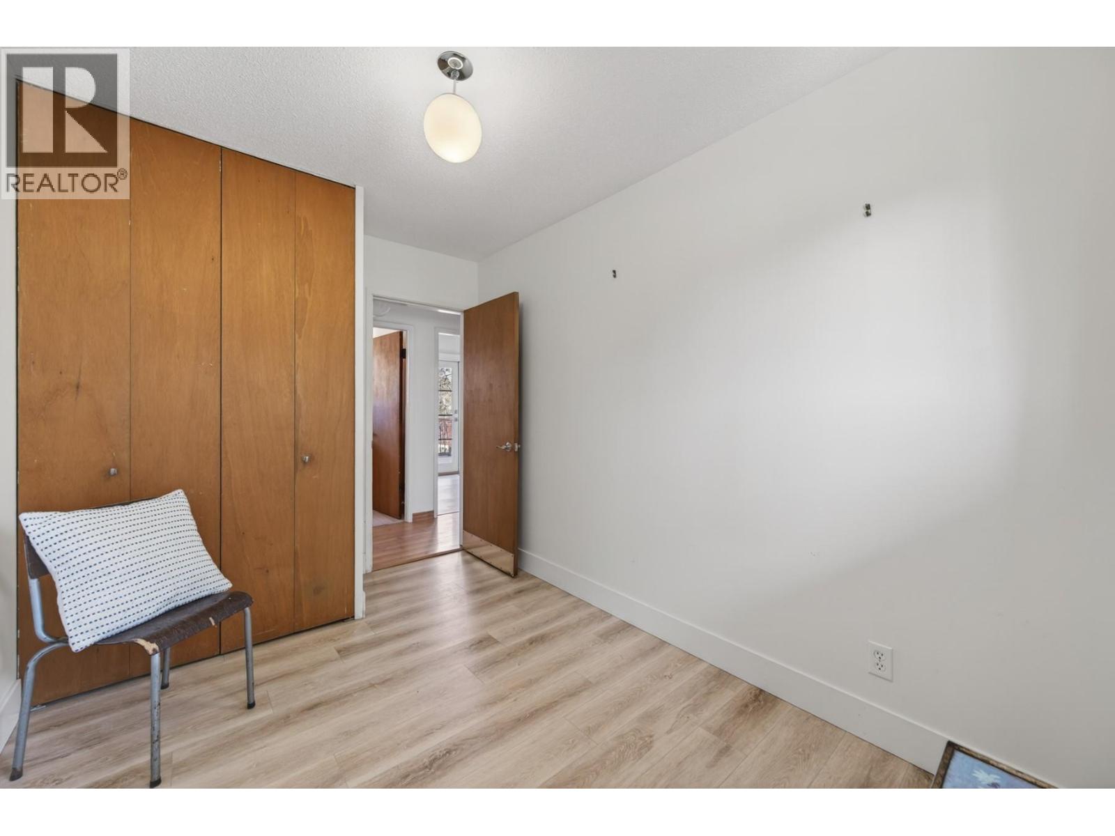 1034 LAROQUE STREET - 17